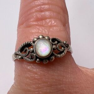 Mother of Pearl Sterling Silver 925 Ring, Size 6